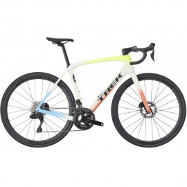 2026 Trek Domane SL 6 Gen 4 500 Series OCLV Carbon Endurance Road Bike