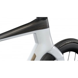 2027 BMC Teammachine R 01 TWO Road Bike