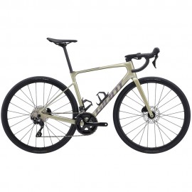 Giant Defy Advanced 2 - Road Bike - 2024