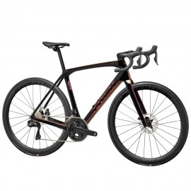 Trek Domane SLR 7 Gen 4 - Road Bike 2025