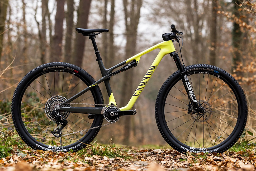 2025 Canyon Lux World Cup CFR AXS Mountain Bike